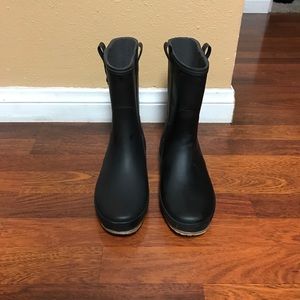 Tretorn rainboots. Size 11.